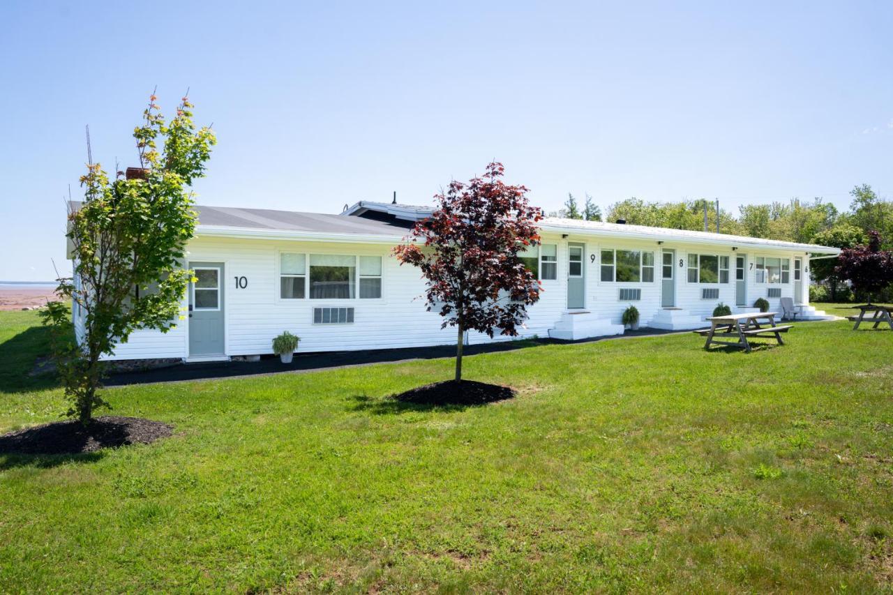 The Breeze Motel Улфвил Екстериор снимка